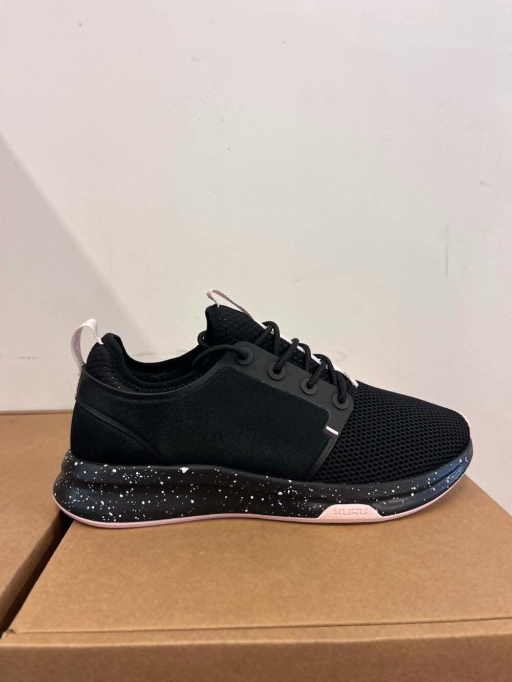 KURU Women's Atom Jetblack Sneakers Size 9 Wide Walking Shoes - P1 - Picture 2 of 9